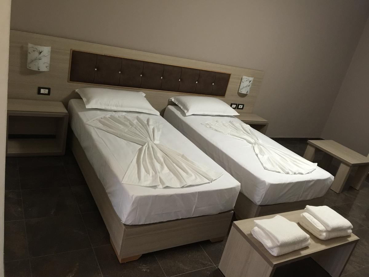 דורס Herges Hotel מראה חיצוני תמונה