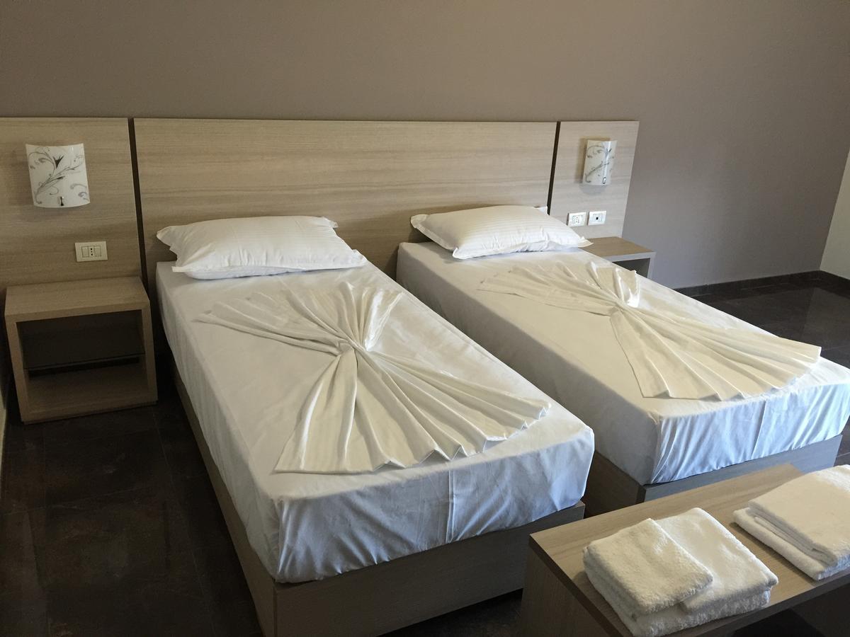 דורס Herges Hotel מראה חיצוני תמונה