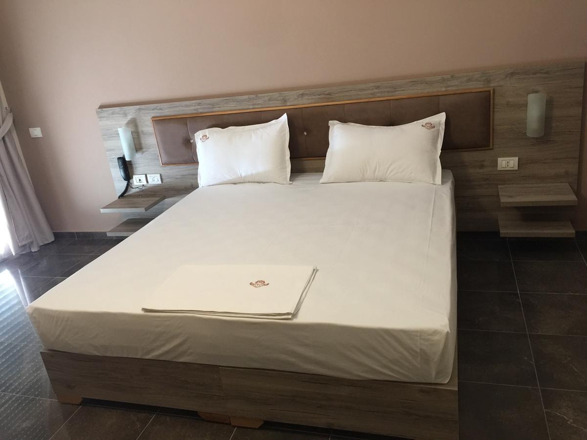 דורס Herges Hotel חדר תמונה